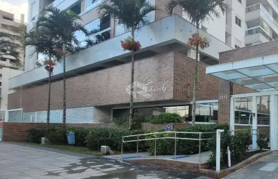 Apartamento 3 quartos, sacada com churrasqueira a carvão, lavabo e hobby box!