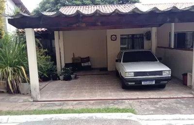 Casa em condomínio fechado com 2 quartos à venda na rua atanázio soares, 3900, jardim maria eugênia, sorocaba por r$ 345.500