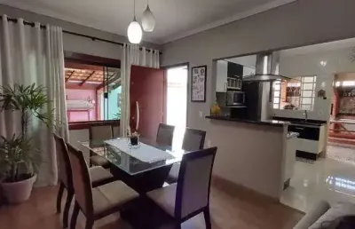 Casa com 2 quartos à venda na rua joão martins fogaça, 110, jardim piazza di roma, sorocaba por r$ 500.000