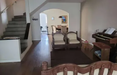 Casa com 4 quartos à venda na rua cafelândia, 1020, vila trujillo, sorocaba por r$ 900.000
