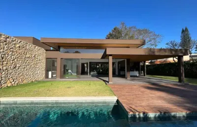 Casa em condomínio fechado com 4 quartos à venda na rod. raposo tavares km 113, 049, lago azul, araçoiaba da serra por r$ 5.900.000
