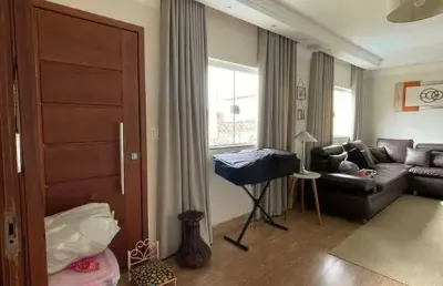 Casa com 6 quartos à venda na avenida cândido prisco dos santos, 107, jardim toledo, votorantim por r$ 1.060.700