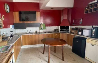 Casa em condomínio fechado com 5 quartos à venda na rua nelson wilson, parque residencial villa dos inglezes, sorocaba por r$ 1.800.000