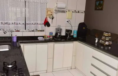 Casa em condomínio fechado com 3 quartos à venda na ramon lopes torrecilia, 440, jardim residencial villa amato, sorocaba por r$ 320.000