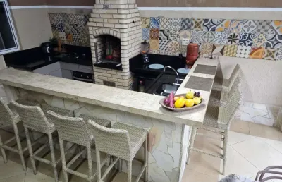 Casa com 3 quartos à venda na marechal eurico gaspar dutra, 1039, canto do forte, praia grande por r$ 2.550.000