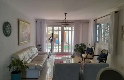 Casa em condomínio fechado com 5 quartos à venda na avenida três de março, 870, aparecidinha, sorocaba por r$ 1.800.000