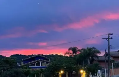 Casa em condomínio fechado com 3 quartos à venda na vicinal do campo verde km 8, 99990, campo verde, ibiúna por r$ 890.000
