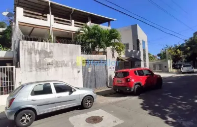 Casa comercial com 8 salas para alugar na Rua Jequié, 23, Rio Vermelho, Salvador