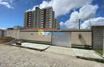 Casa com 2 quartos à venda na Rua Joaquim Batista Pacheco, 187, Aruana, Aracaju