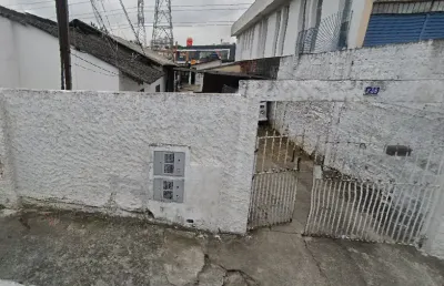 Casa verde - vende terreno  450m2  com  casas antigas