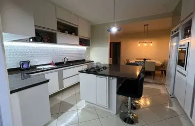 Casa com 3 quartos à venda na Rua Gabriel de Souza Nogueira, 10, Residencial Bosque dos Ipês, São José dos Campos