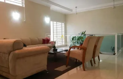 Casa com 3 quartos à venda na rua doutor albano de almeida lima, 1209, jardim chapadão, campinas, 204 m2 por r$ 1.100.000