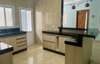 Casa com 2 dormitórios, sendo 1 suíte, no jardim panorama em salto/sp