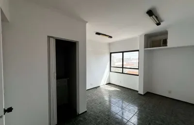 Sala comercial à venda no Centro, Salto 