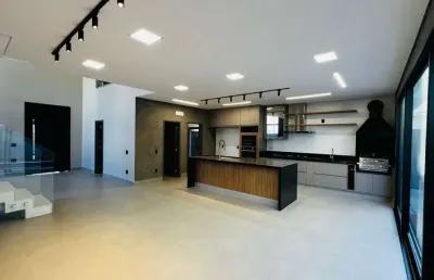 Casa de condomínio 3 suítes com piscina no condomínio residencial central parque