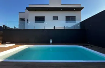 Casa com suíte, piscina e área gourmet no jardim américa em salto/sp