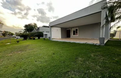 Linda casa, com suíte master e quintal amplo no palmeiras imperiais em salto/sp