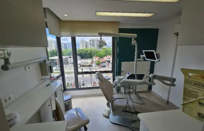 Consultório odontológico montado - próx. parque olímpico