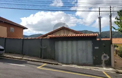 Casa com 3 quartos à venda na rua júpiter, 79, jardim santa rita, poços de caldas, 84 m2 por r$ 350.000