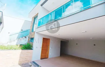 Casa com 3 quartos à venda na rua lucas paulino dias, 232, jardim das hortênsias, poços de caldas, 190 m2 por r$ 1.100.000