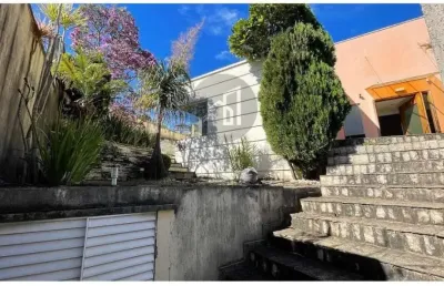 Casa com 3 quartos à venda na rua gabriel duarte, 44, parque vivaldi leite ribeiro, poços de caldas, 195 m2 por r$ 895.000