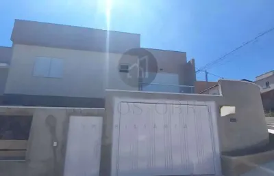 Casa com 4 quartos à venda na avenida das quaresmeiras, 329, residencial morumbí, poços de caldas, 215 m2 por r$ 950.000