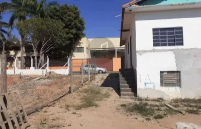 Casa com 2 quartos à venda na rua magnetita, 38, jardim kennedy, poços de caldas por r$ 270.000