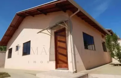 Casa com 3 quartos à venda na avenida itália, 75, parque das nações, poços de caldas, 90 m2 por r$ 370.000