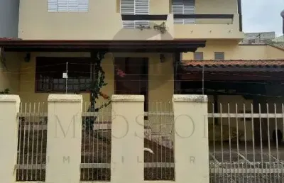 Casa com 3 quartos à venda na avenida castorina fernandes vieira, 256, jardim vitória, poços de caldas, 231 m2 por r$ 850.000
