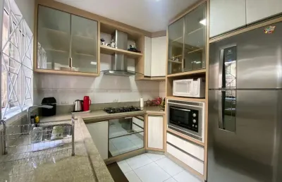 Casa de condomínio com 3 quartos  à venda, 130.00 m2 por r$597000.00  - uberaba - curitiba/pr