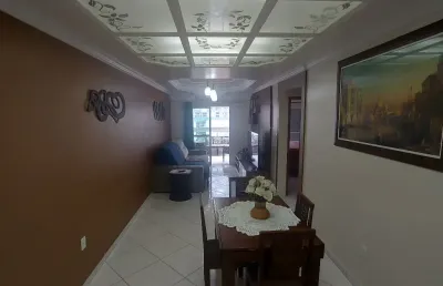 Excelente apartamento, bem localizado perto da praia
