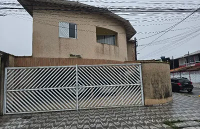 Casa em condomínio fechado com 2 quartos para alugar na Avenida Milena Perutich, 982, Jardim Melvi, Praia Grande
