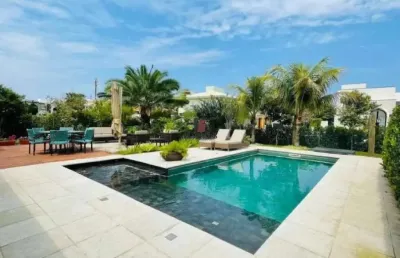 Venda de casa em condomínio de alto padrão em campinas-sp - residencial estância eudóxia: 3 quartos, 3 suítes, 1 sala, 5 vagas de garagem, 388,00m².