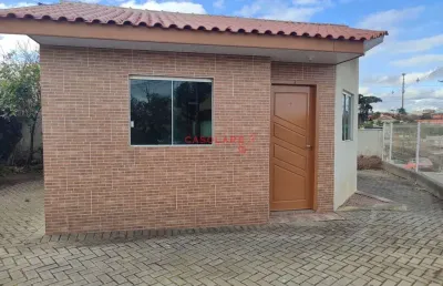 Casa com 2 quartos para alugar na rua josé culpi, 470, butiatuvinha, curitiba, 50 m2 por r$ 1.300