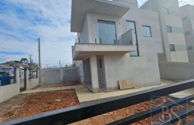 Sobrado de esquina, com suíte à venda no bairro paloma, colombo, pr