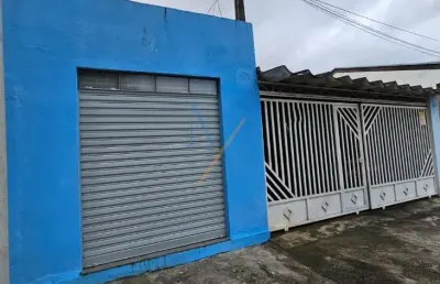 Linda casa, muito bem conservada com jardim e área gourmet nos fundos - bairro tranquilo na morada do sol