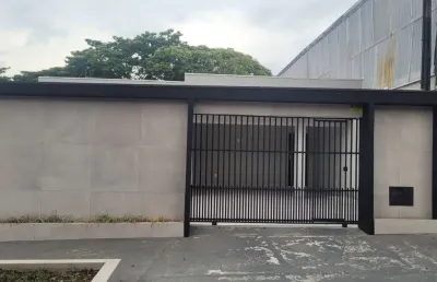 Linda casa com varanda e edícula - ótima localização, com fácil acesso  a rod. tamoios e pres. dutra