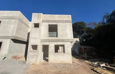Ótima opção de sobrado em condomínio para quem procura conforto