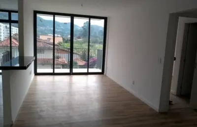 Apartamento à venda no Corrêas, Petrópolis 