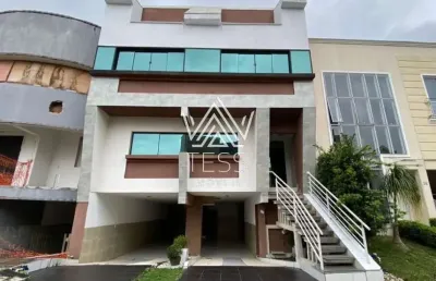 Casa em condomínio fechado com 3 quartos para alugar na rua ângelo bresegnello, 422, bairro alto, curitiba por r$ 6.990