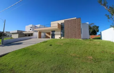 Casa em condomínio fechado com 3 quartos à venda na estrada dr. celso charuri, km 2,5, centro, araçoiaba da serra, 220 m2 por r$ 1.100.000