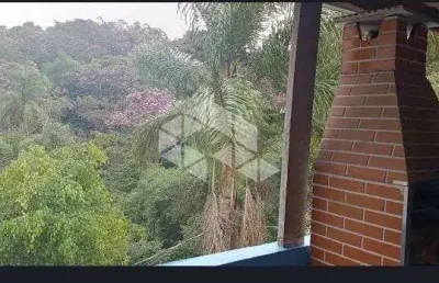 Casa sobrado,250m², eldorado - diadema, 3 dormitórios, 3 banheiros,  1 cozinha, 1 sala, vaga de garagem, quintal com pomar, edícula nos fundos.