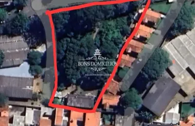 Terreno com 3.200m em região privilegiada próximo a todo tipo de comércios e comodidades. ótimo tanto para investir como para morar