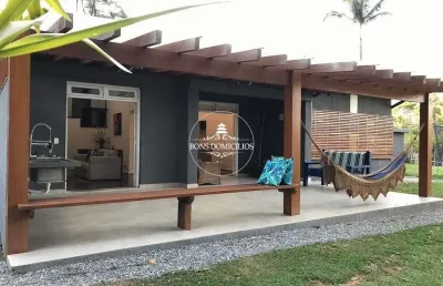 Venha para o lado bom da granja viana, casa alto padrão 04 dorms/01 suíte!