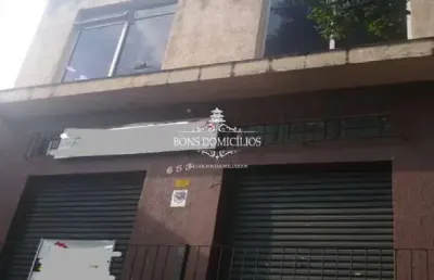Prédio para venda no bairro prédio comercial com amplo salão de 140 metros e 3 conjuntos comerciais na parte superior