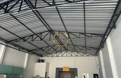 Ponto comercial para alugar na Avenida Presidente Lincoln, Jardim Meriti, São João de Meriti