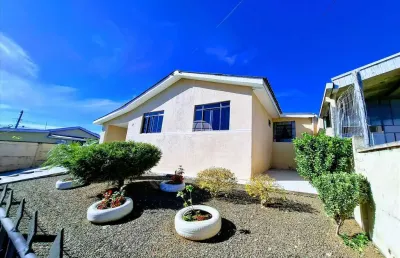 Casa com 2 quartos à venda na rua iguacu, 33, jardim aeroporto, irati, 84 m2 por r$ 250.000
