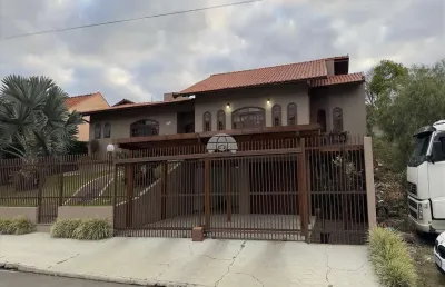 Casa com 4 quartos à venda na rua angelin masele, 366, jardim califórnia, irati, 600 m2 por r$ 1.450.000
