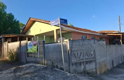 Casa com 3 quartos à venda na rua ametista, 63, colina nossa senhora das graças, irati, 100 m2 por r$ 170.000