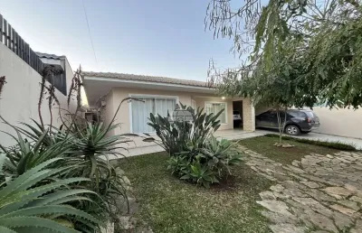 Casa com 4 quartos à venda na rua andre visinoni, 116, jardim virgínia, irati, 455 m2 por r$ 970.000